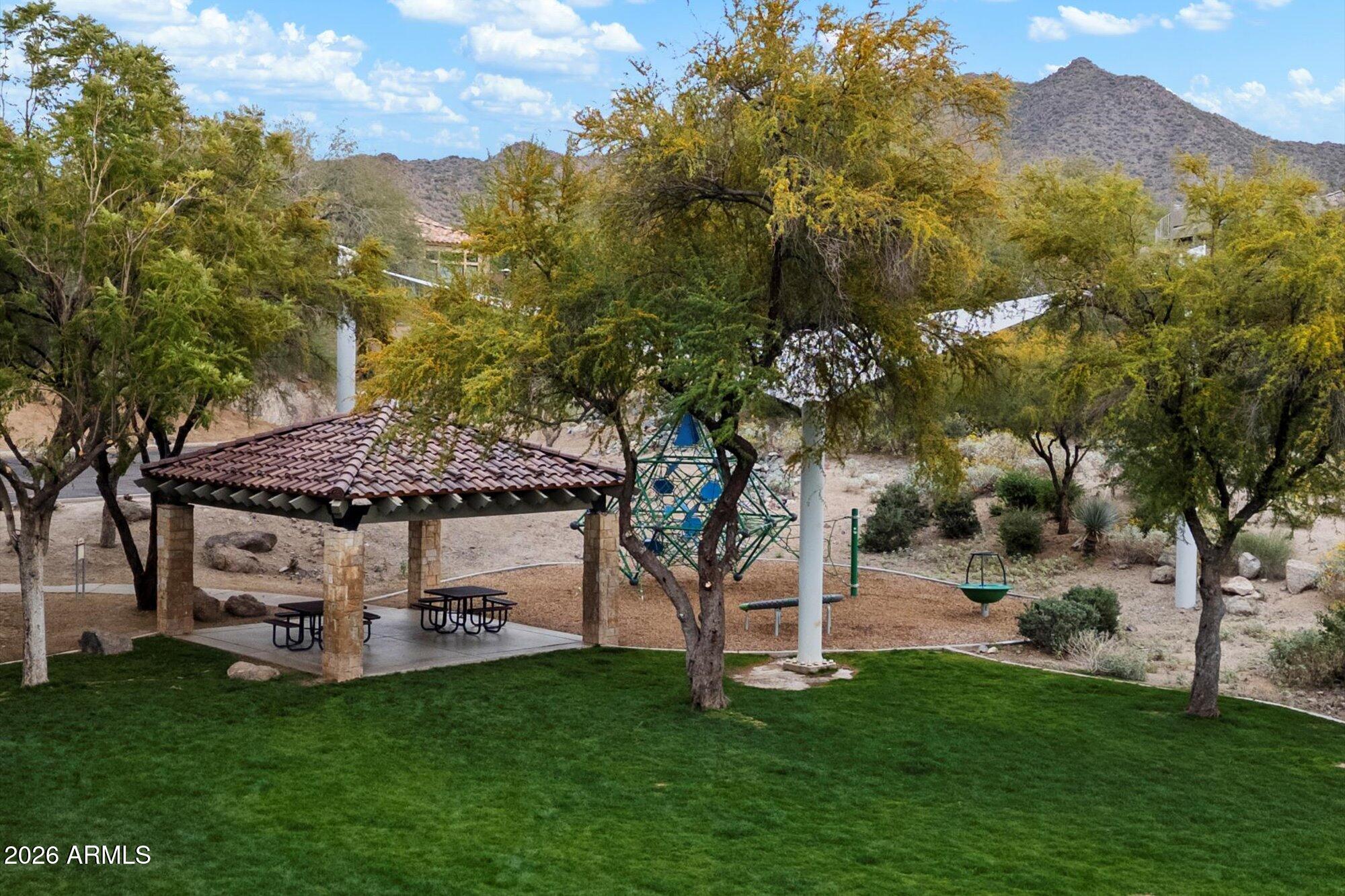 8407 E VIEW CREST Circle