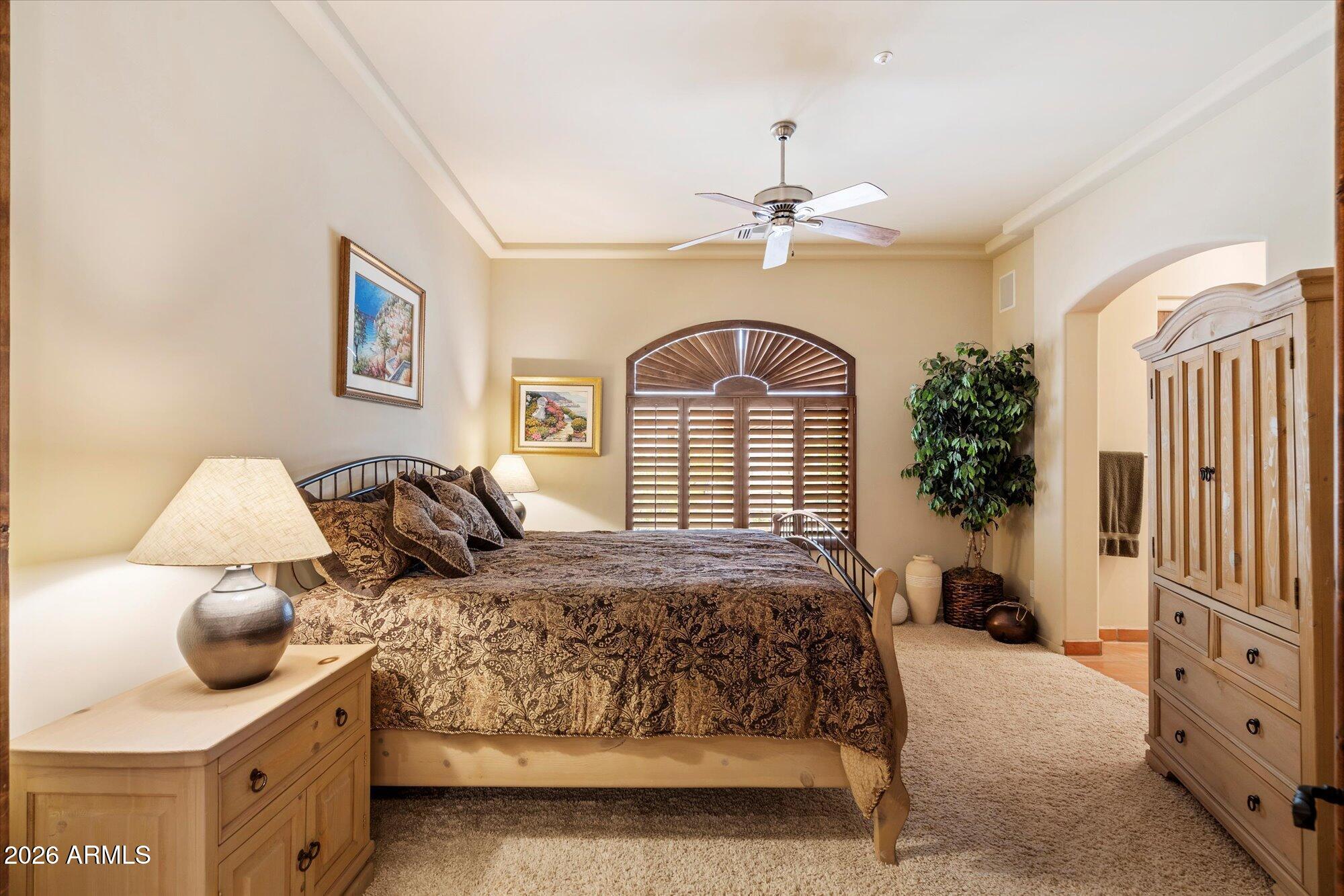 8407 E VIEW CREST Circle