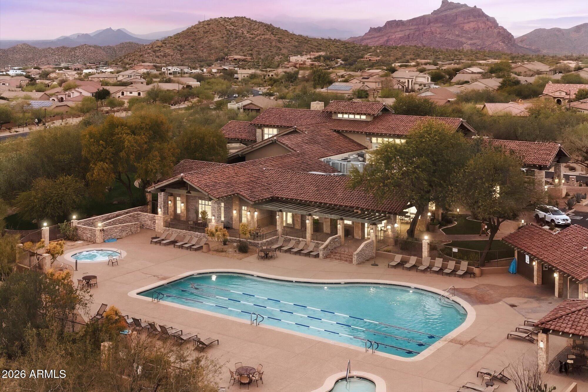 8407 E VIEW CREST Circle