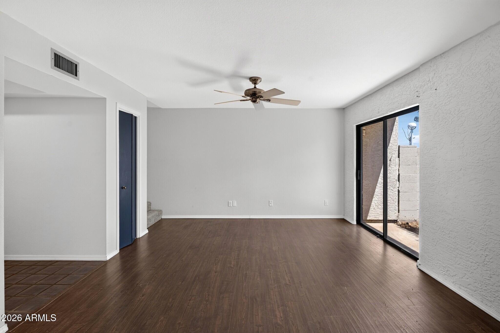 821 E REDONDO Drive