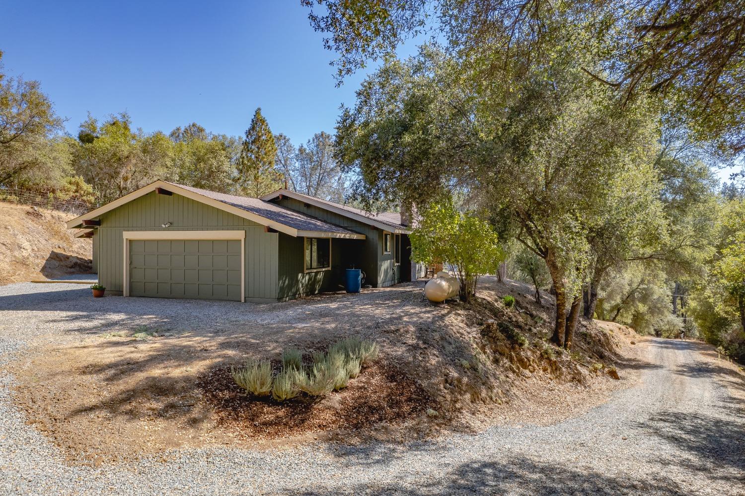 16531 Fiddletown Rd.