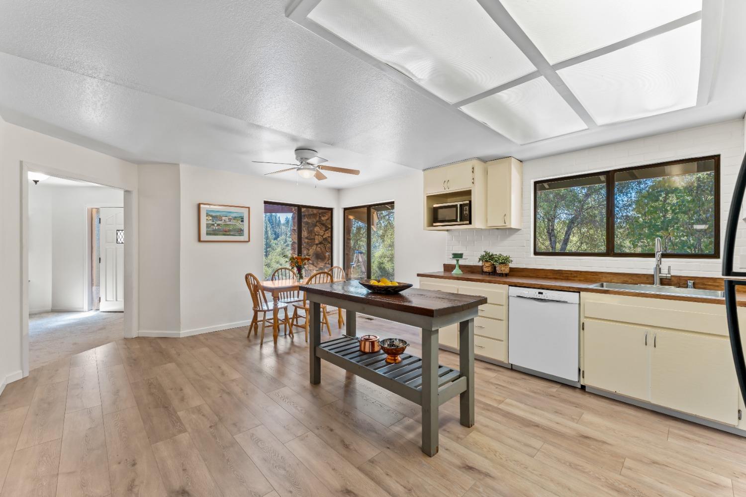 16531 Fiddletown Rd.