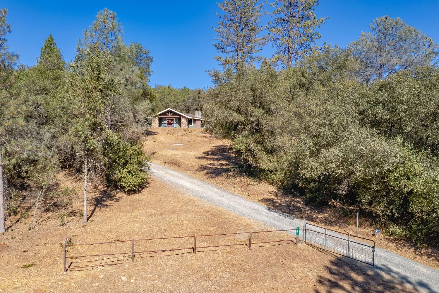 16531 Fiddletown Rd.