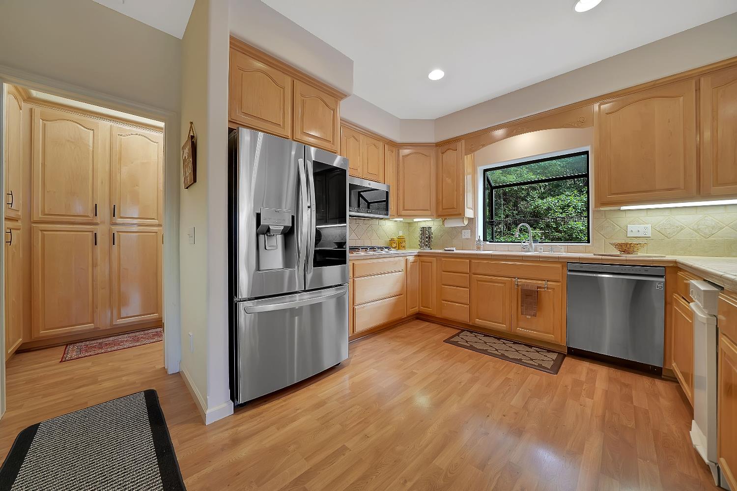 18421 Circle View Drive