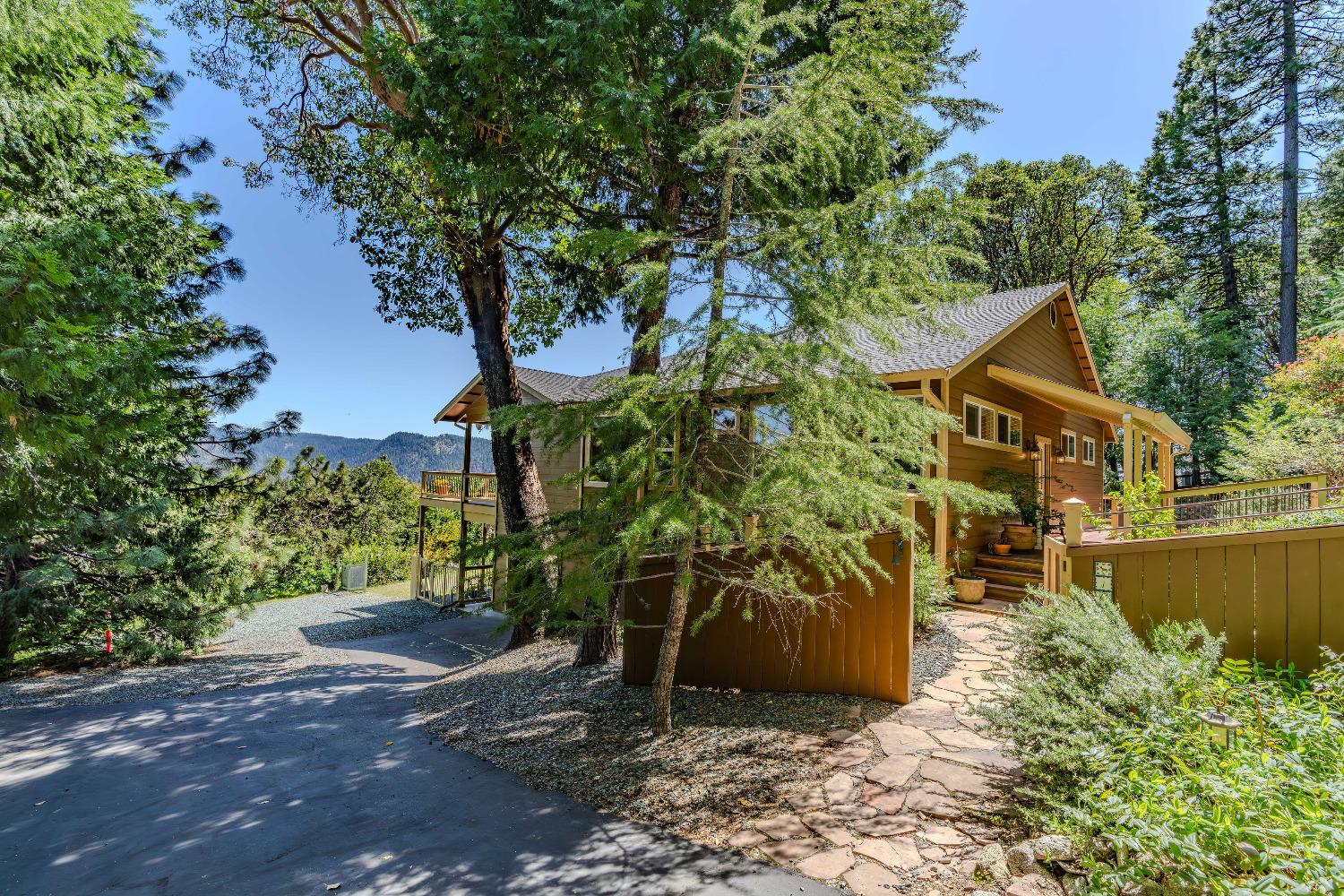 16724 Alpine Drive