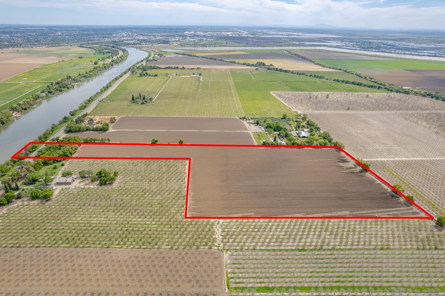 20660 Old River Road