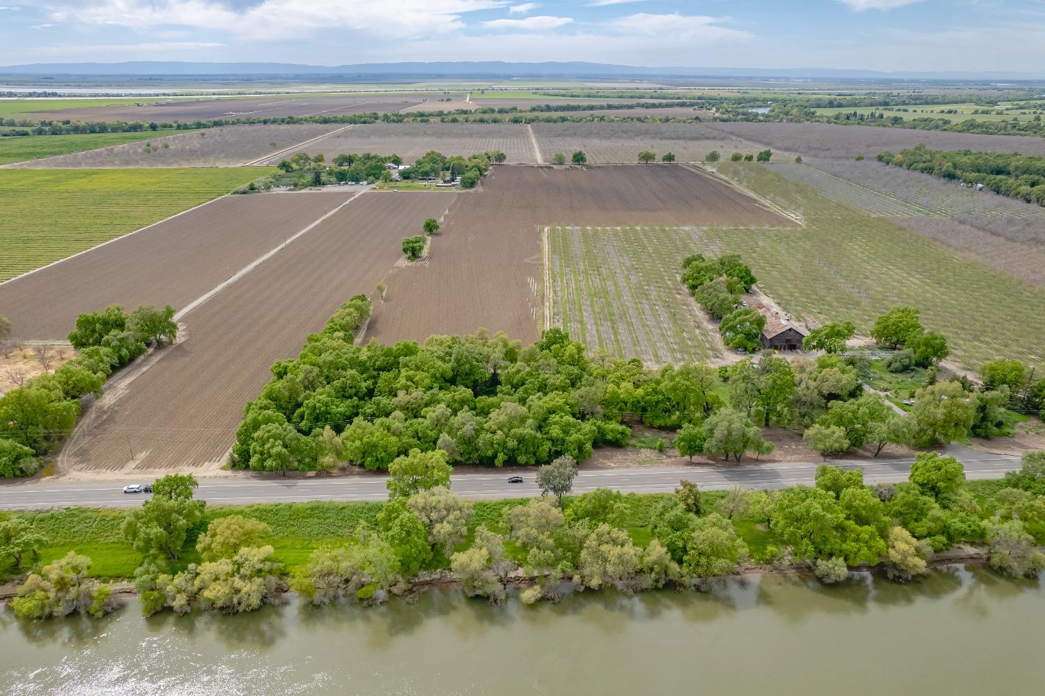 20660 Old River Road