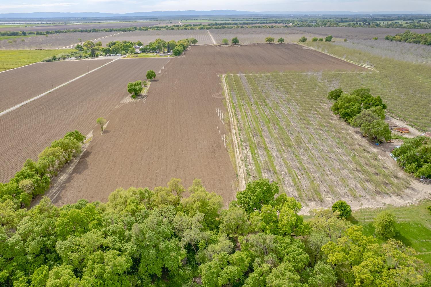 20660 Old River Road