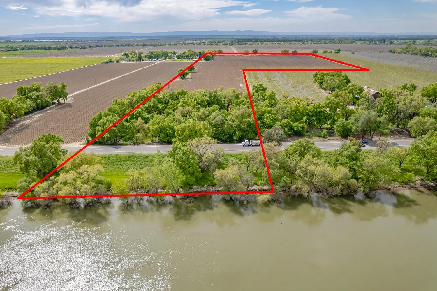 20660 Old River Road