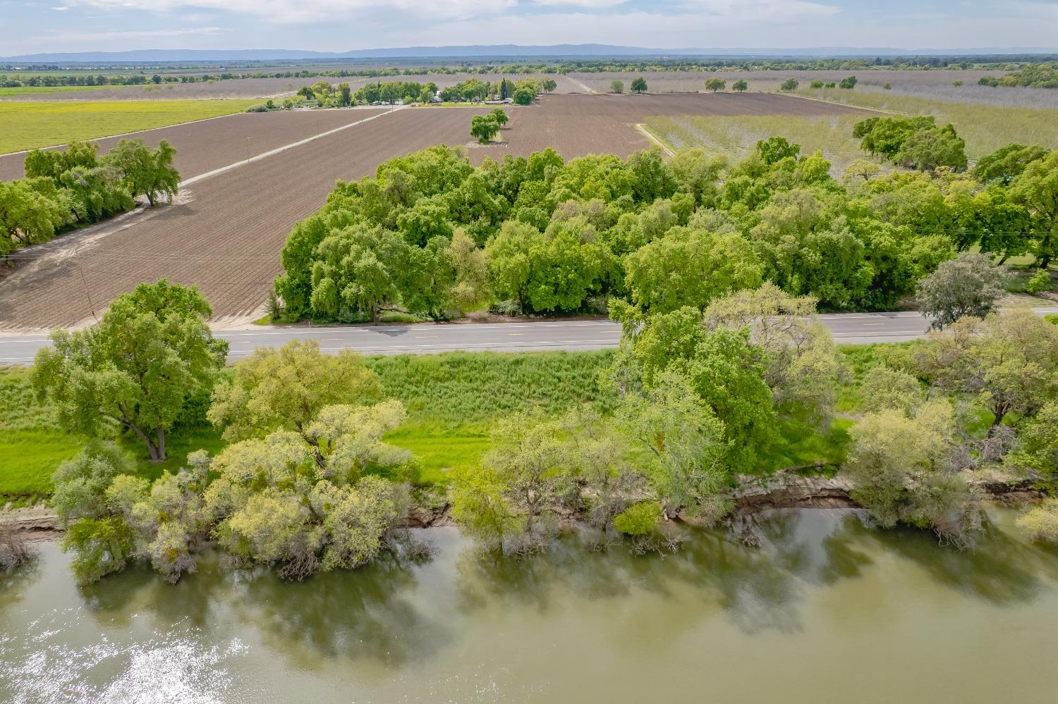 20660 Old River Road