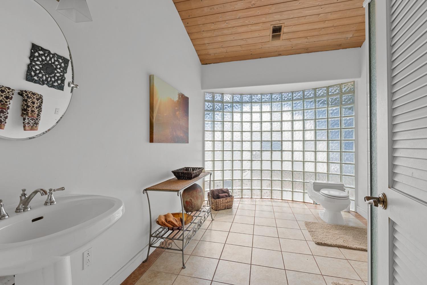 14801 Vaira Ranch Road