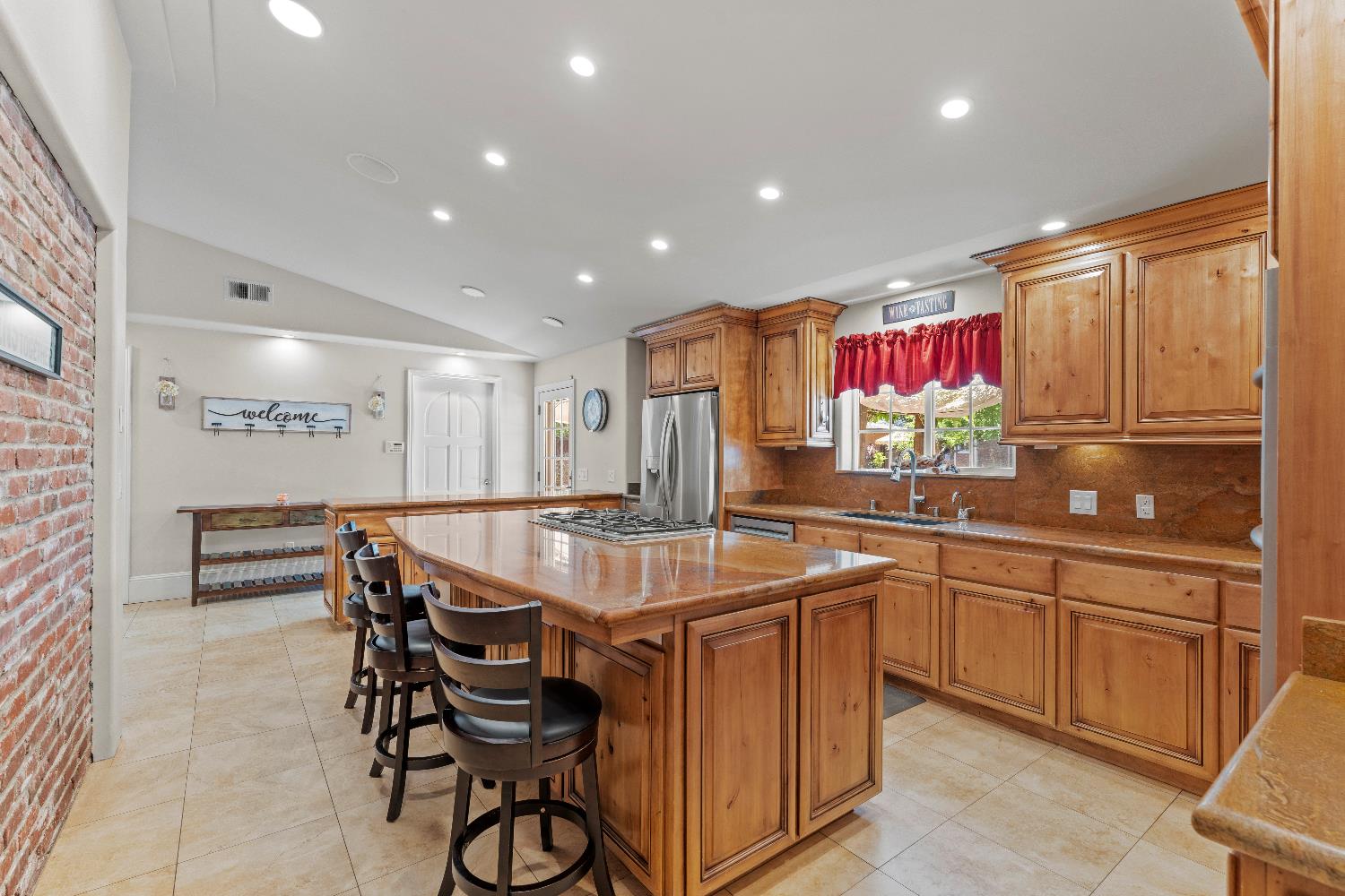5770 Hoffman Lane