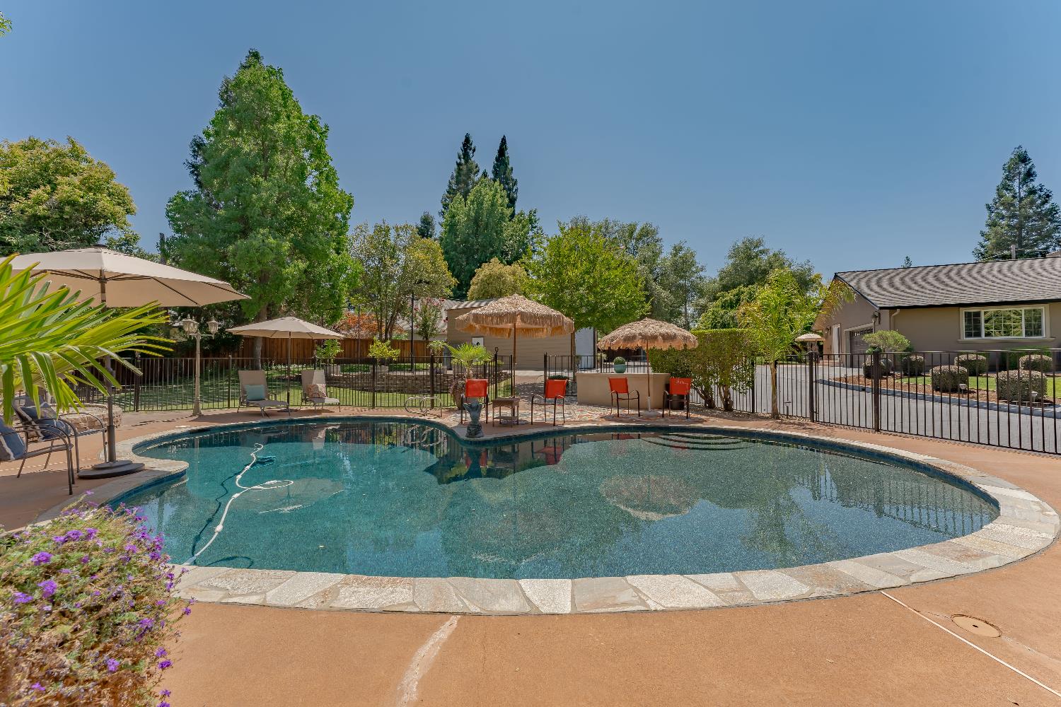 5770 Hoffman Lane