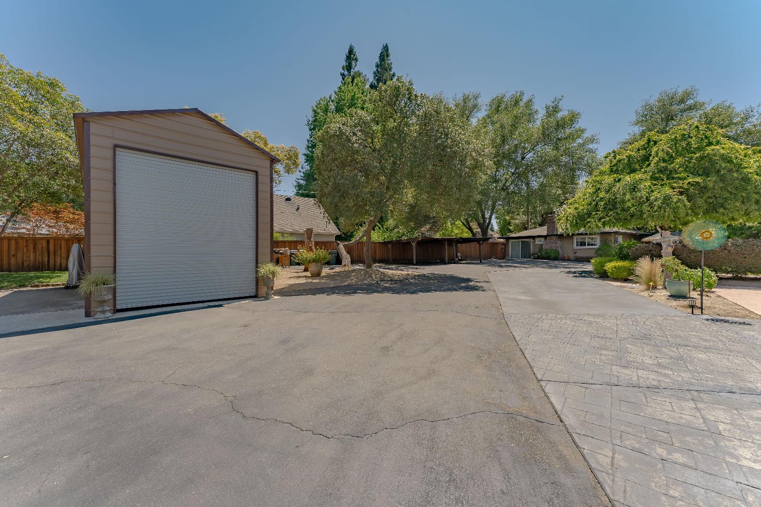 5770 Hoffman Lane