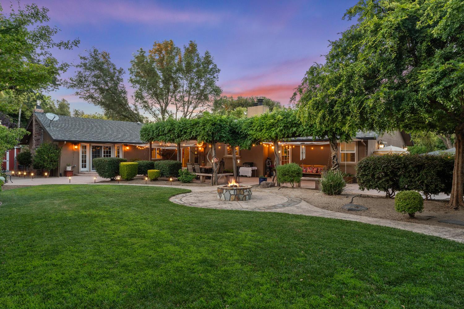 5770 Hoffman Lane