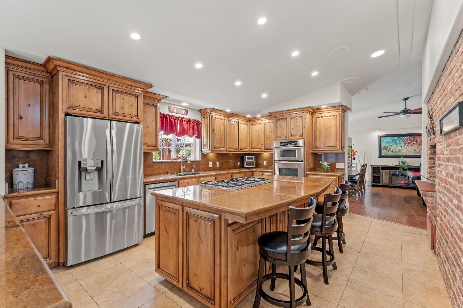 5770 Hoffman Lane