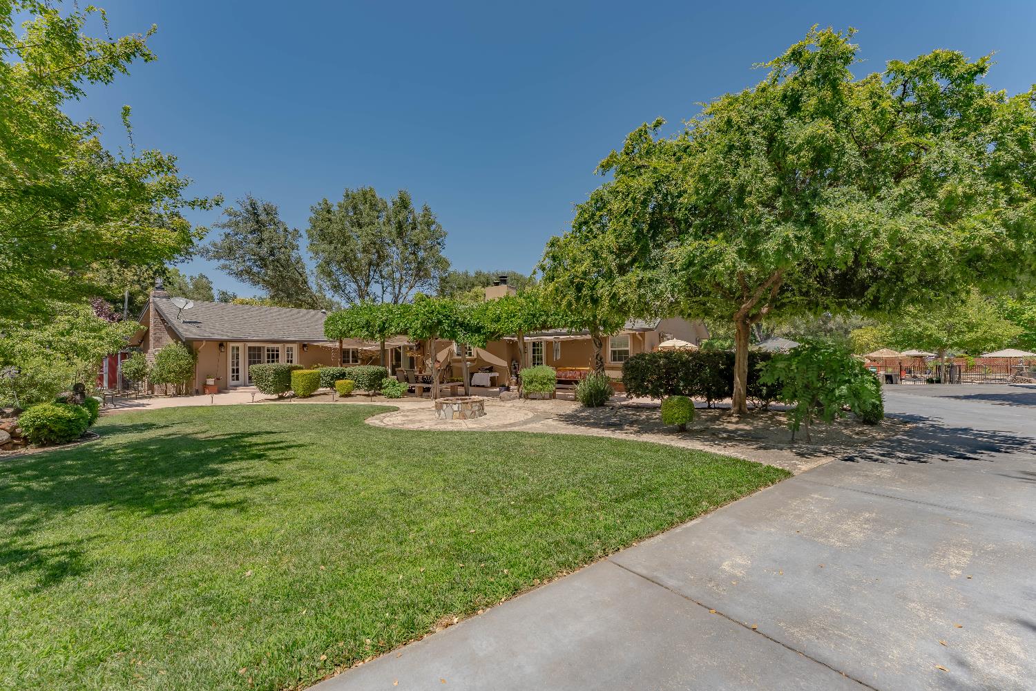 5770 Hoffman Lane