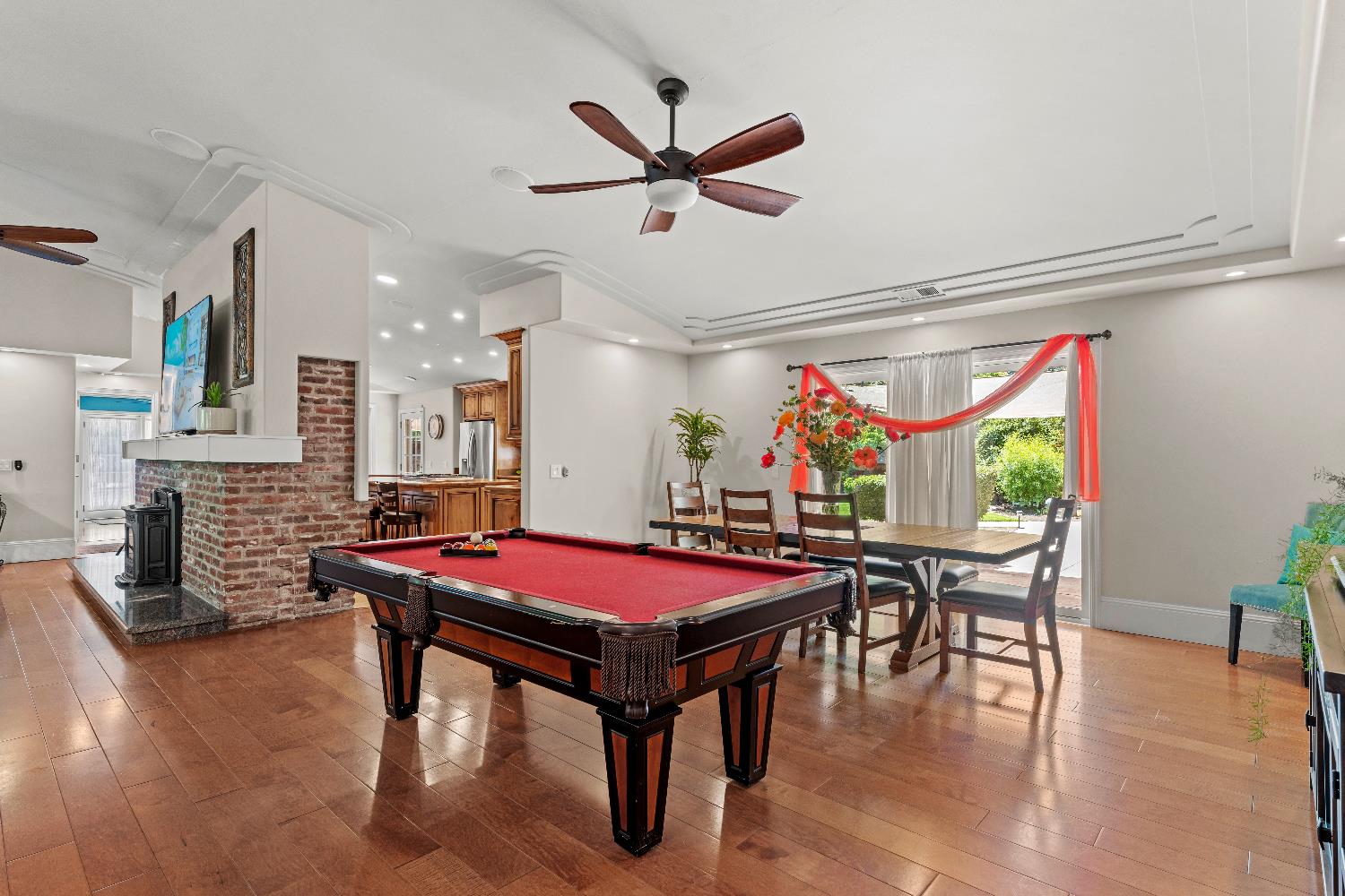 5770 Hoffman Lane