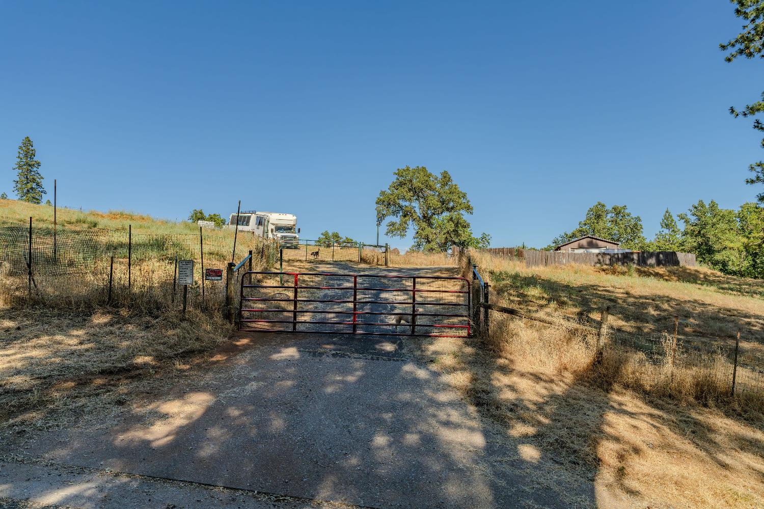 0 8133 West Old Emigrant Trail