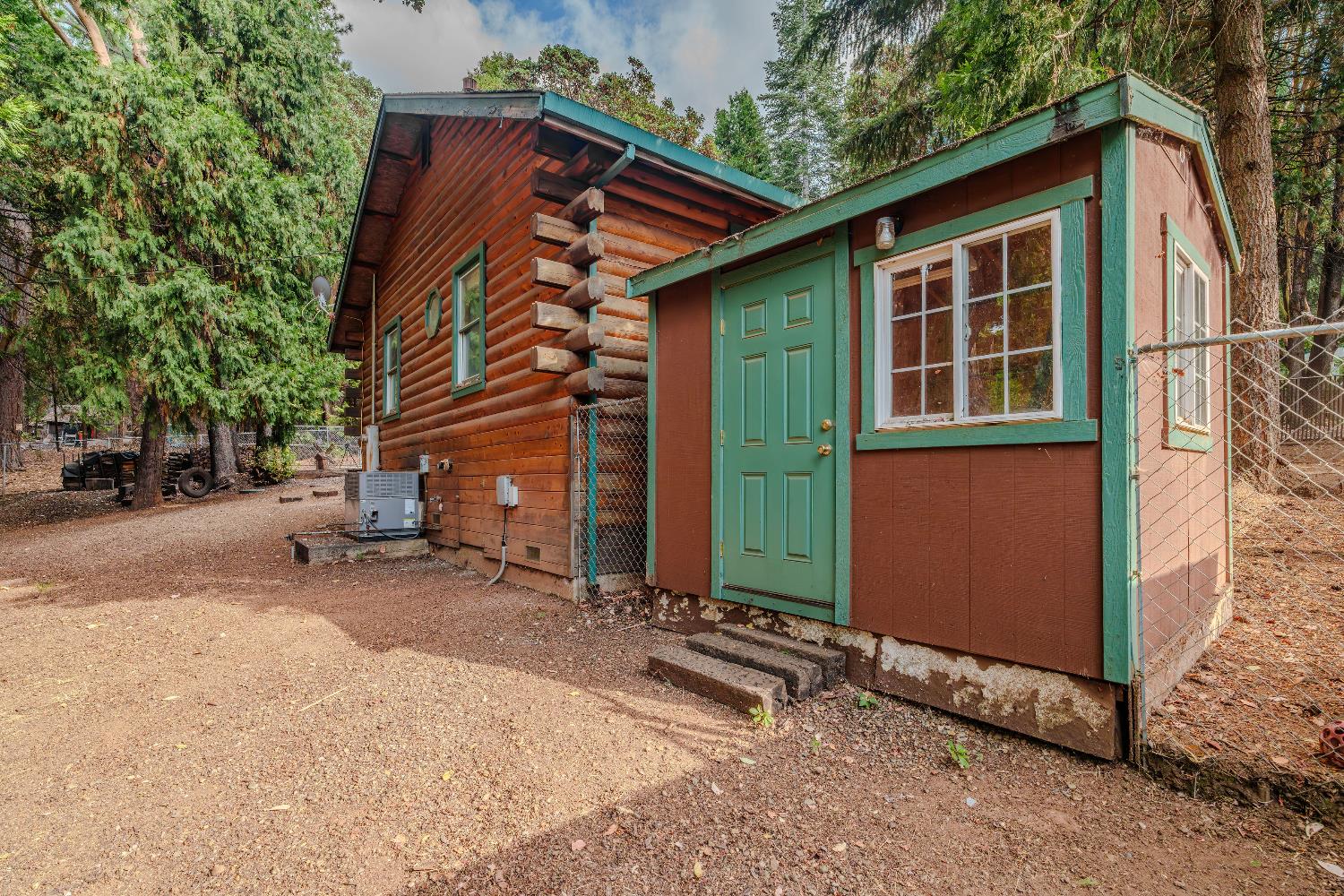 16720 Doolittle Lane