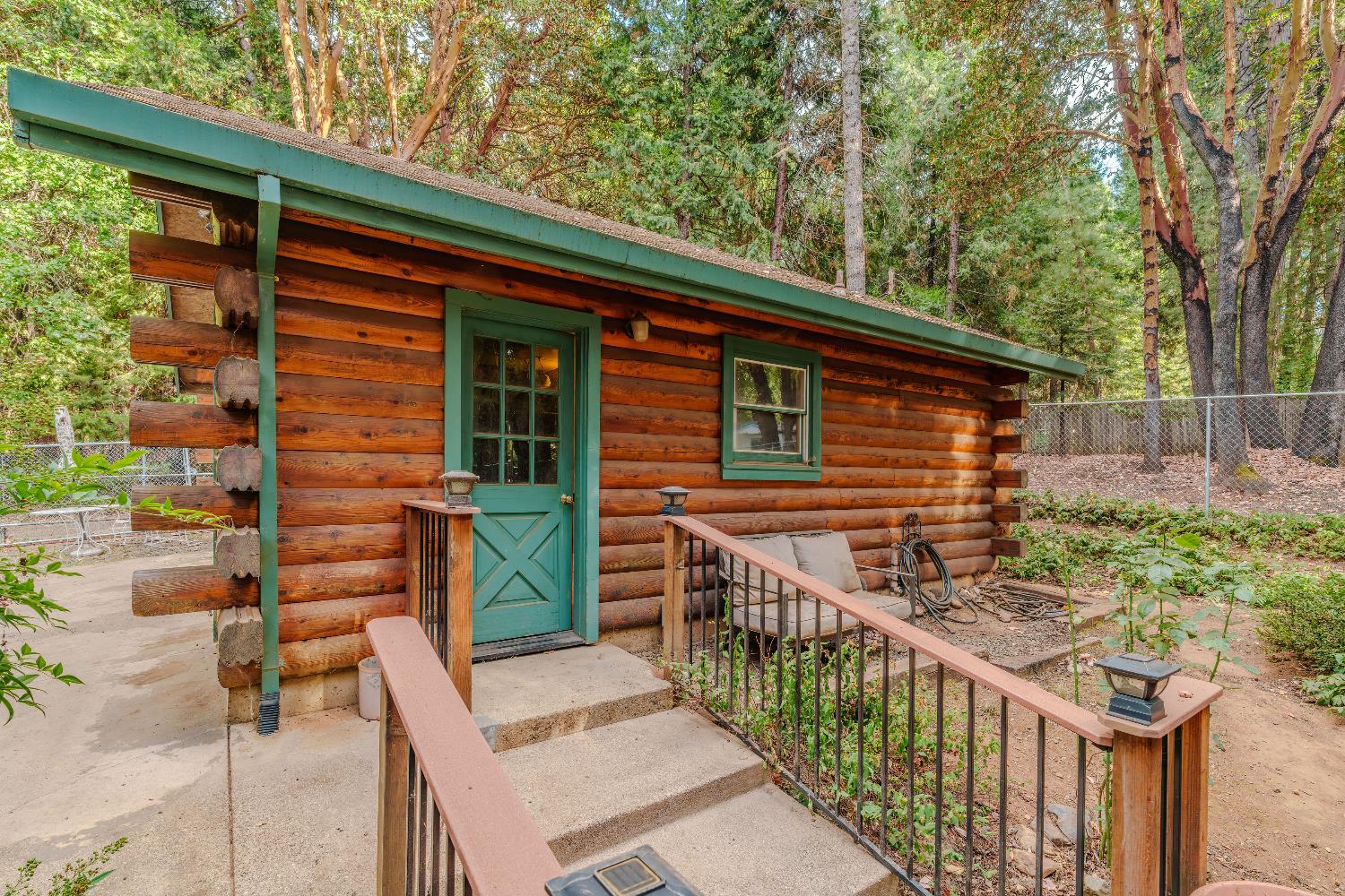 16720 Doolittle Lane