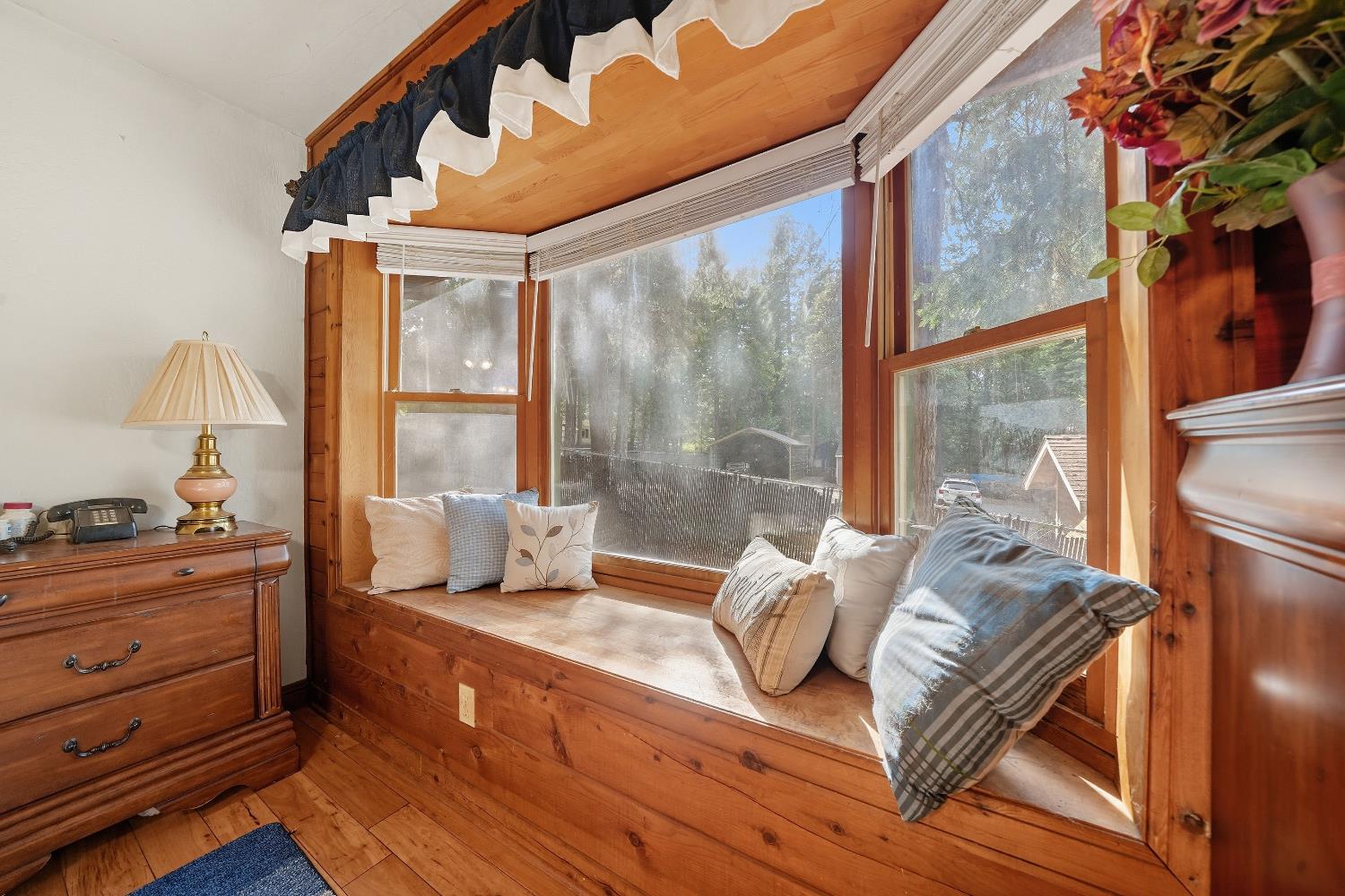 16720 Doolittle Lane