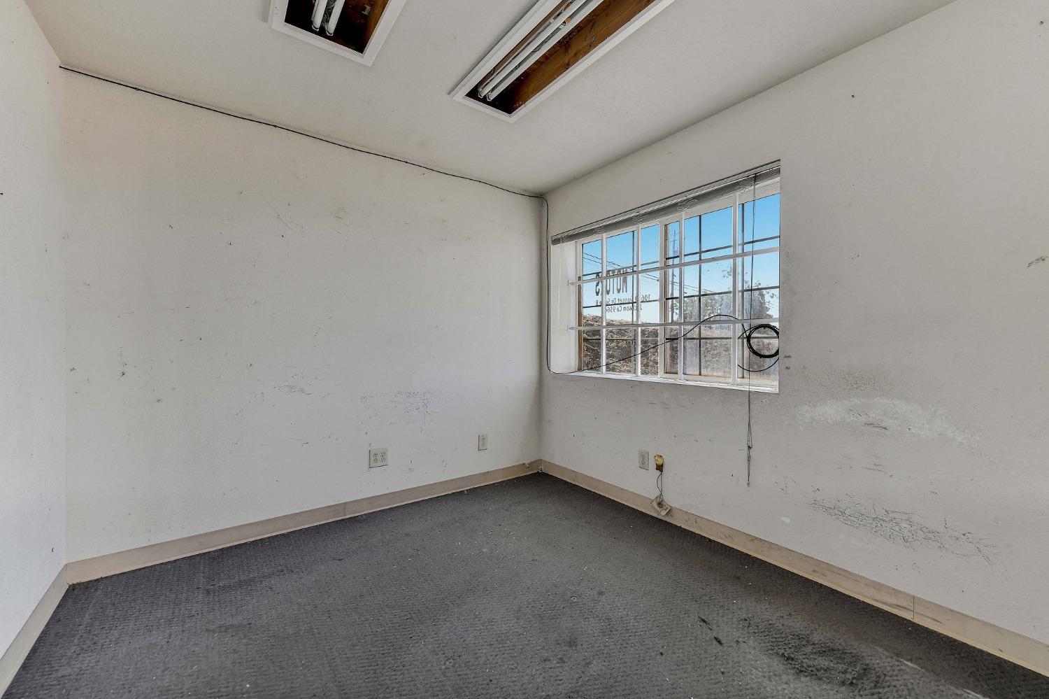 10600 Sunset Drive