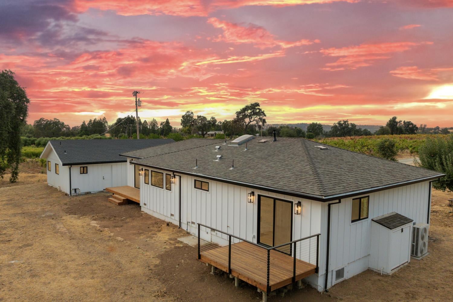 10880 Valley Drive