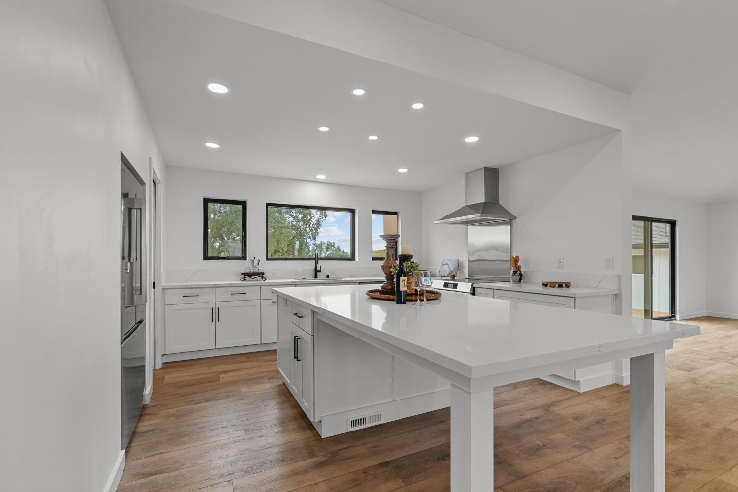 10880 Valley Drive