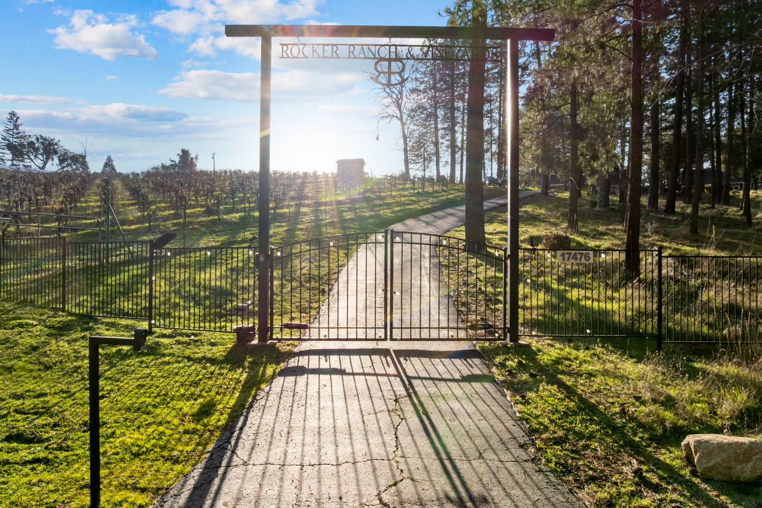 17476 Fiddletown Road