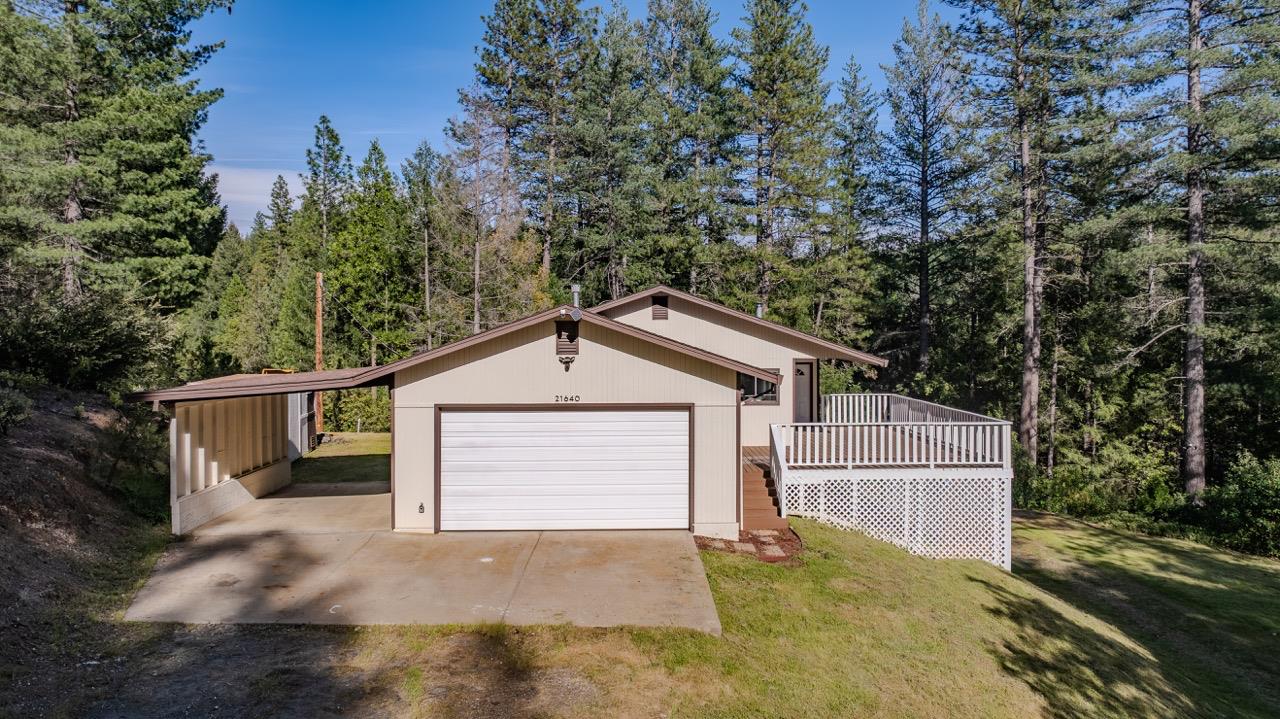 21640 Clute Canyon Road