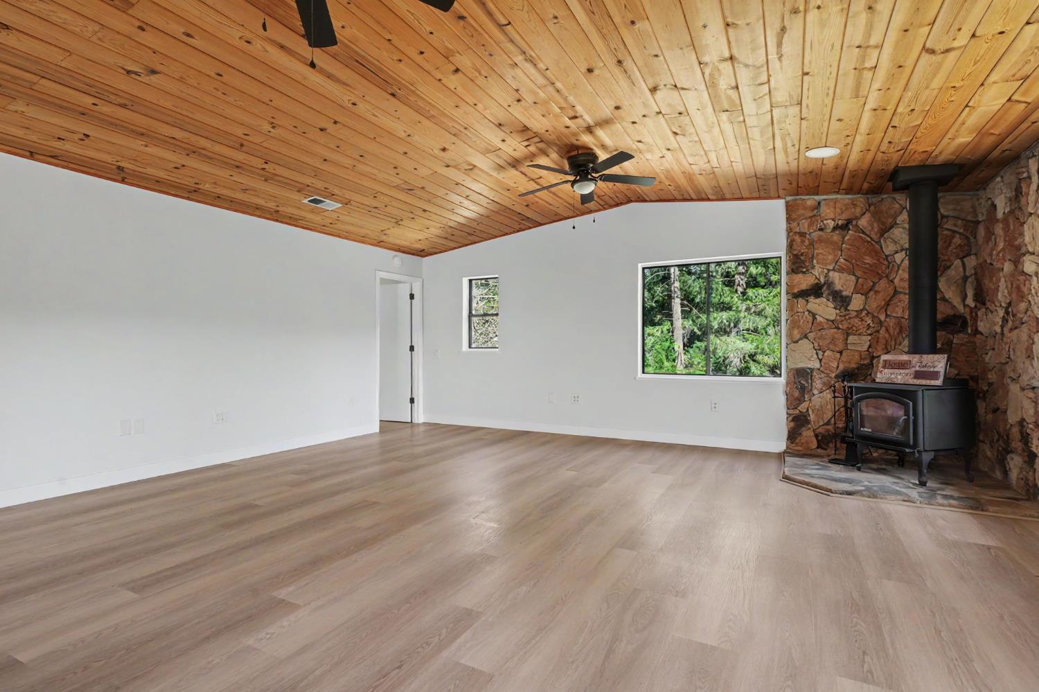 21640 Clute Canyon Road