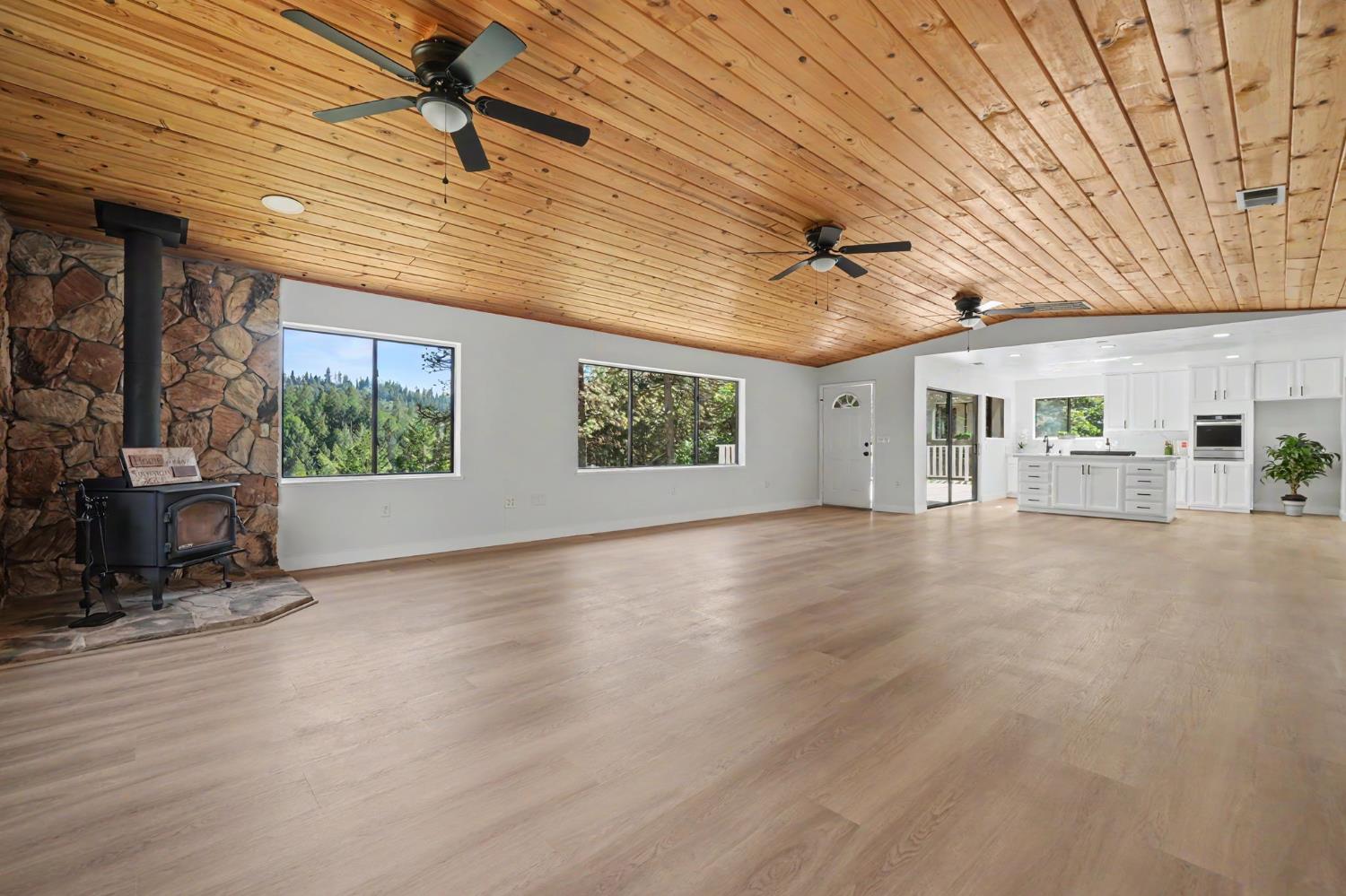 21640 Clute Canyon Road