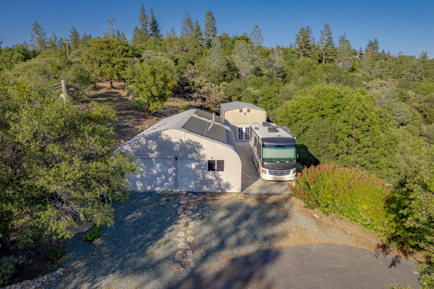 15620 Meadowlark Lane