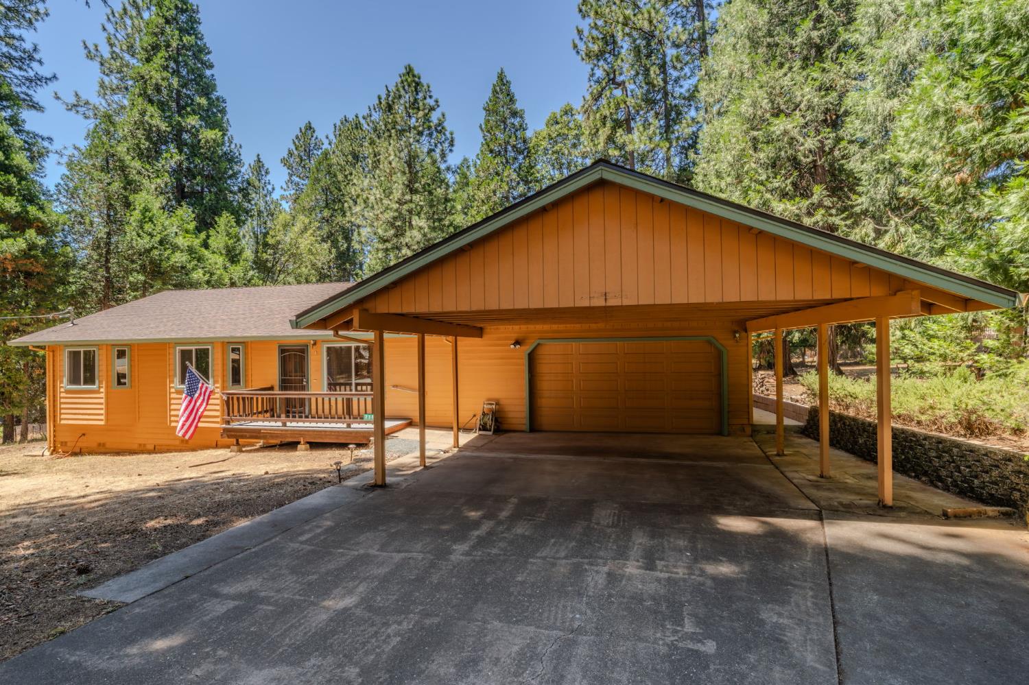 23876 Meadow Crest Drive