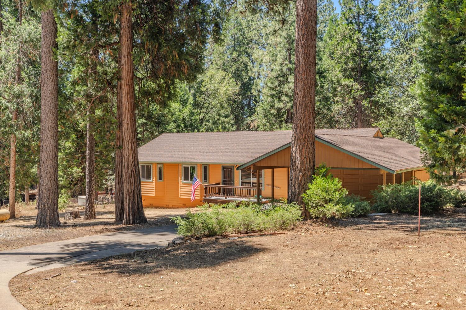 23876 Meadow Crest Drive
