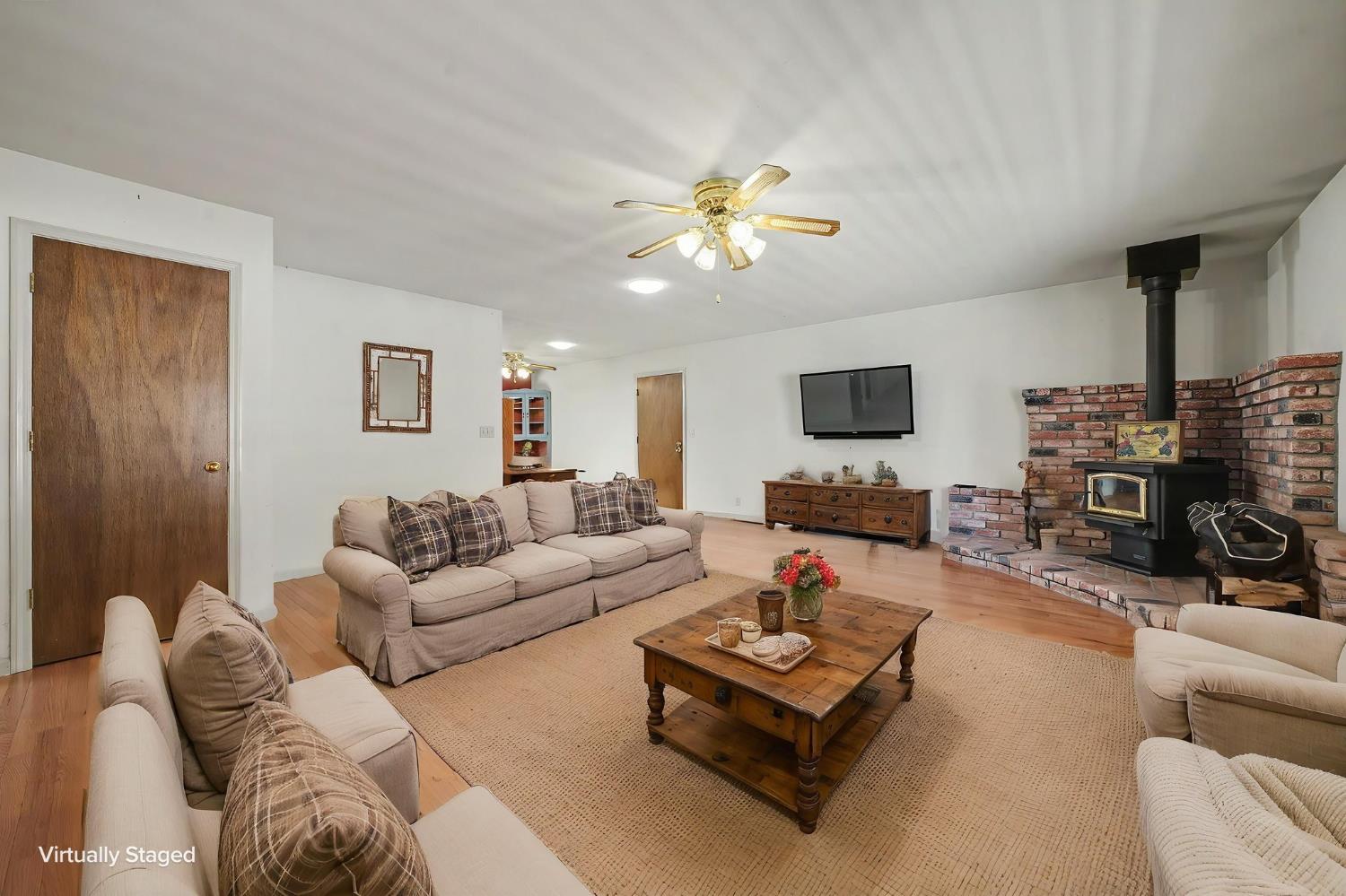 23876 Meadow Crest Drive