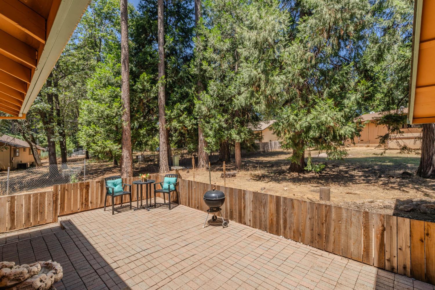 23876 Meadow Crest Drive