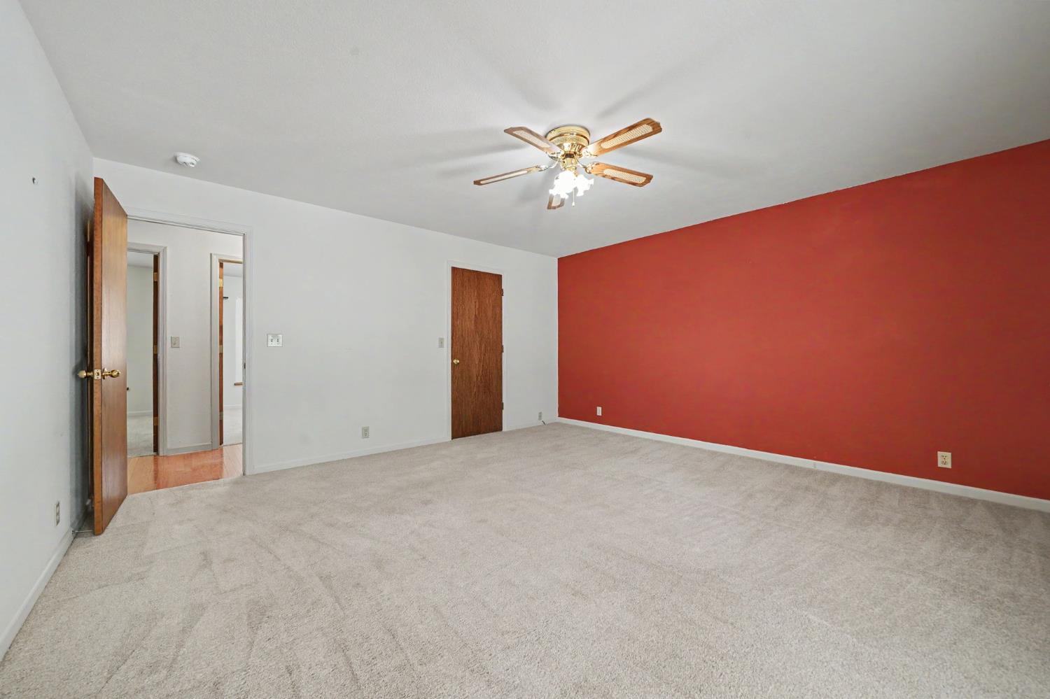 23876 Meadow Crest Drive