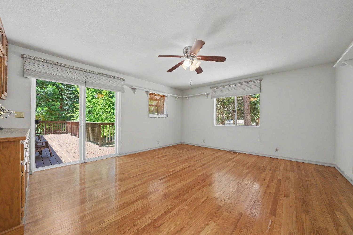 23876 Meadow Crest Drive