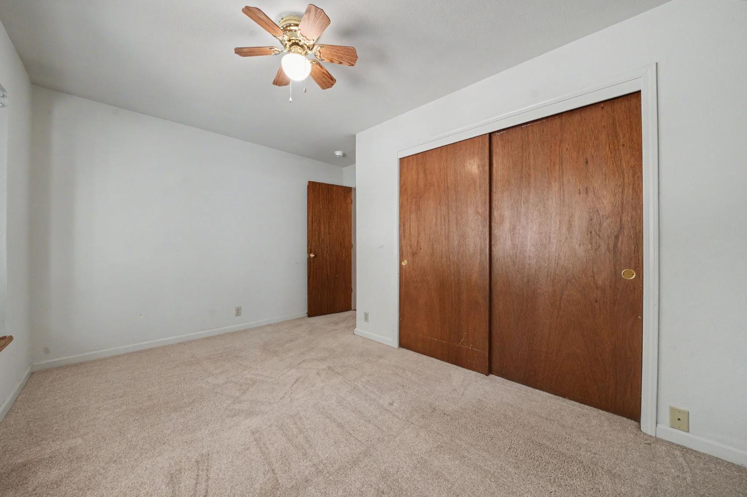 23876 Meadow Crest Drive
