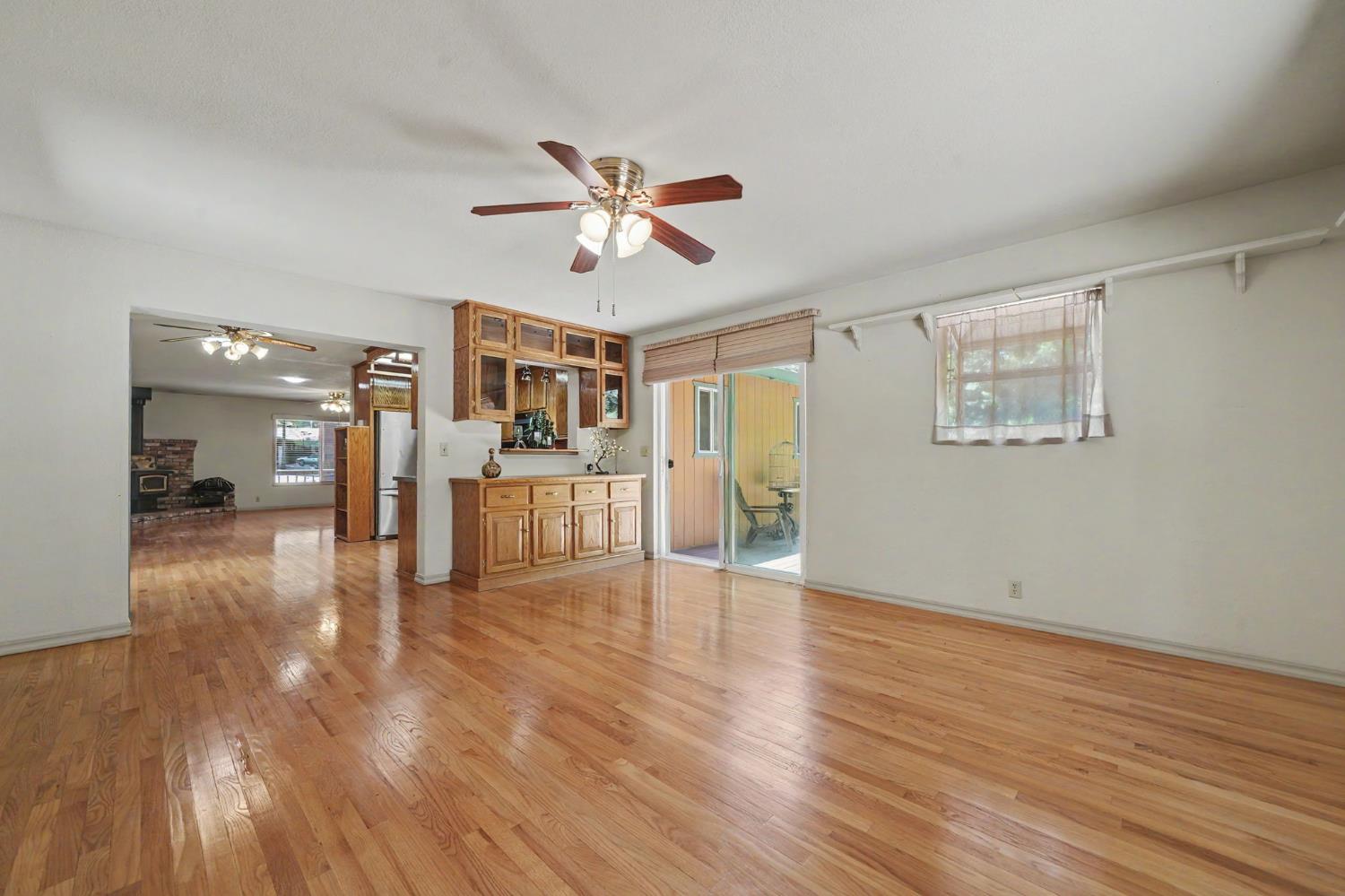 23876 Meadow Crest Drive