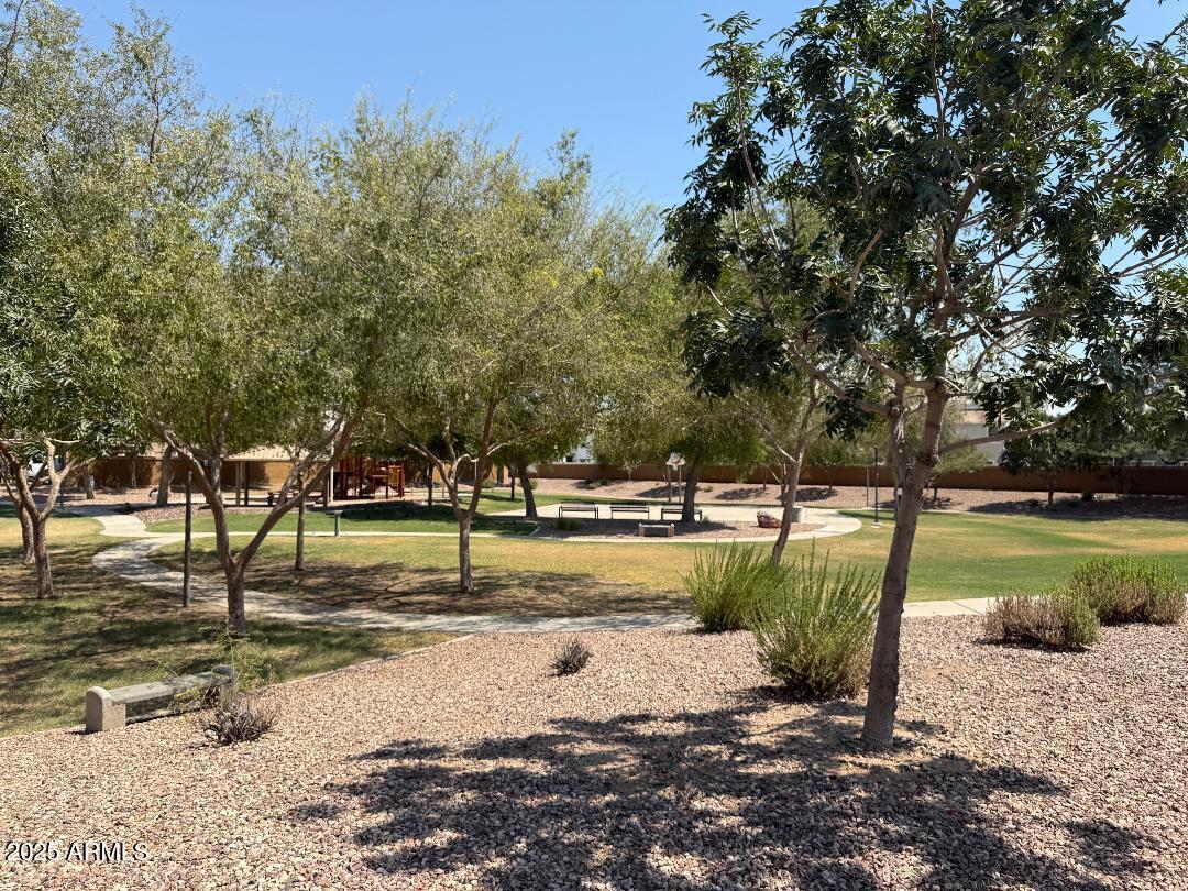 25697 W NANCY Lane