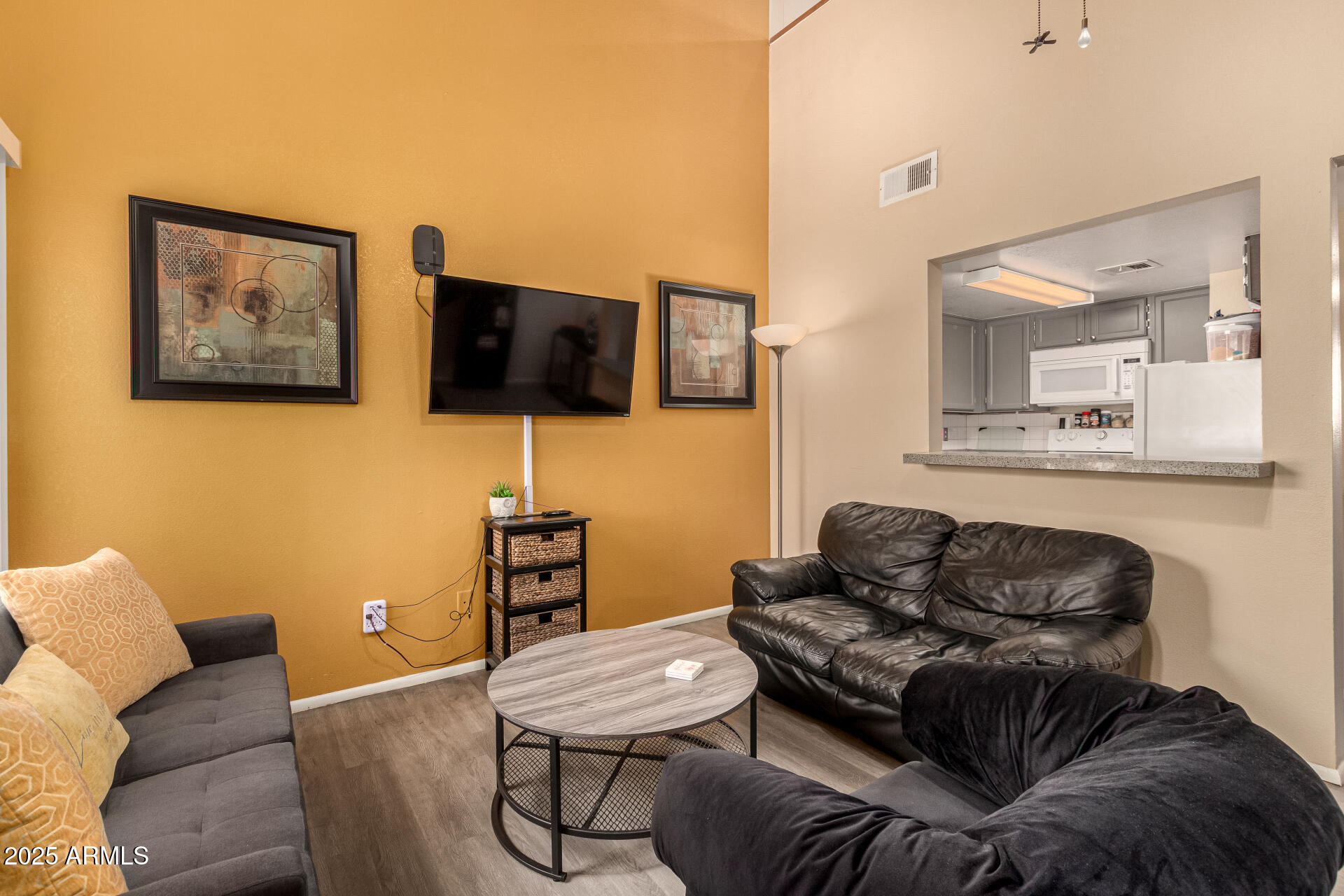 1831 W MULBERRY Drive, 233