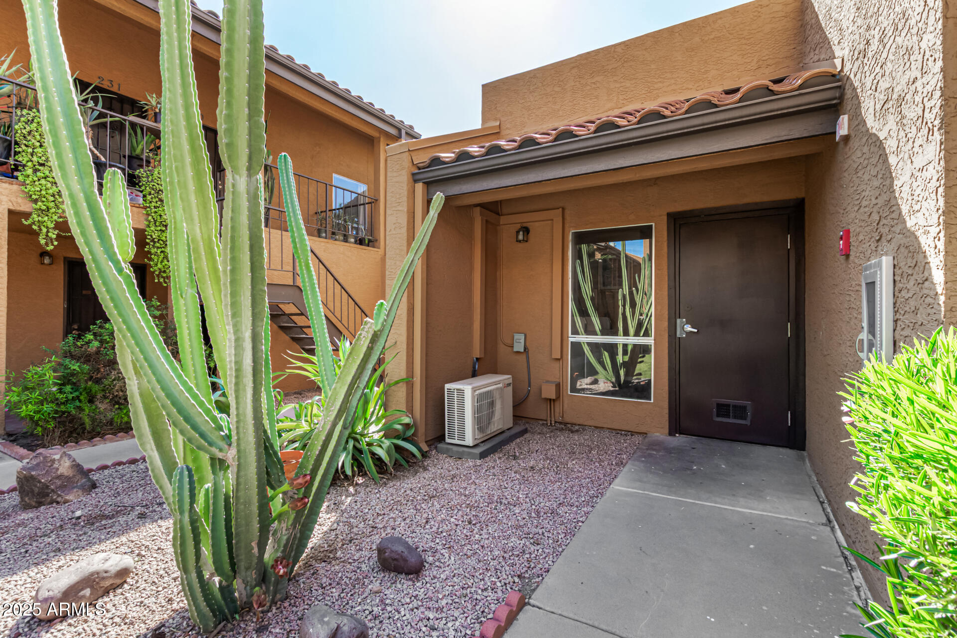1831 W MULBERRY Drive, 233