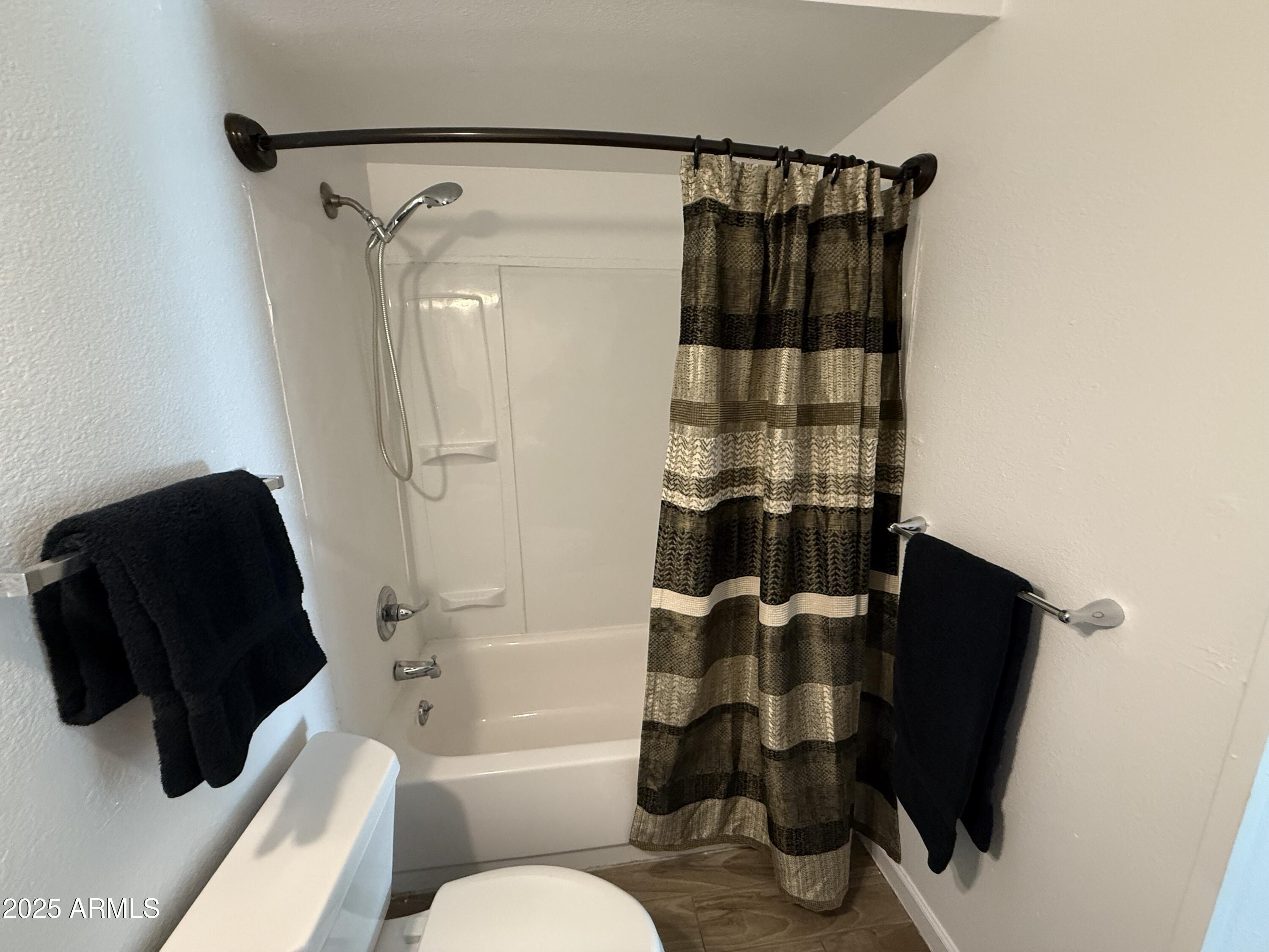 5234 W BANFF Lane, Glendale