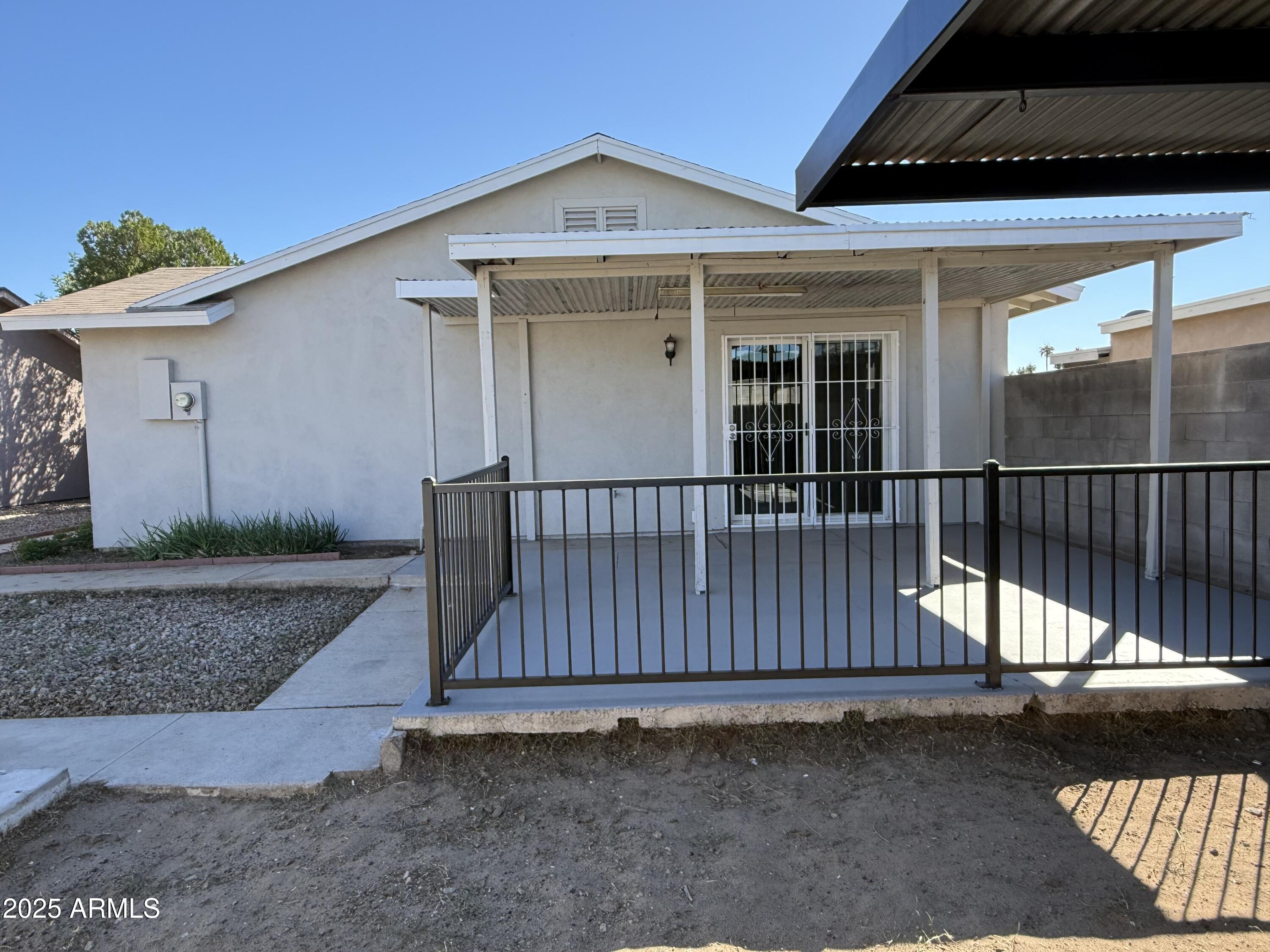 5234 W BANFF Lane, Glendale