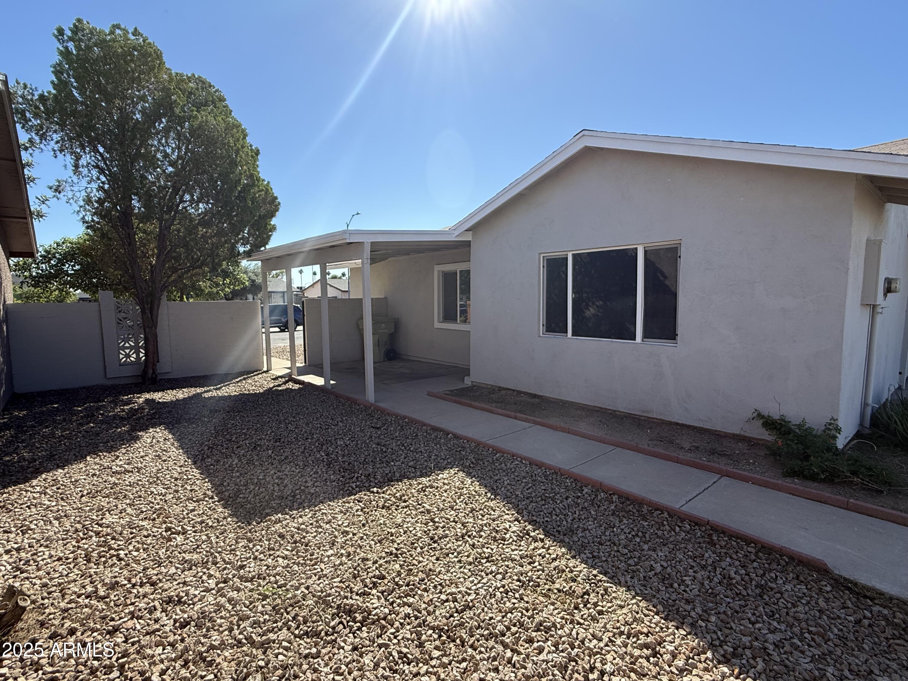5234 W BANFF Lane, Glendale