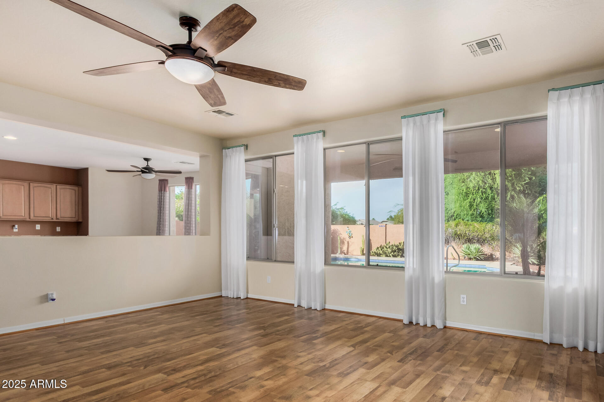 15132 W Ventura Street