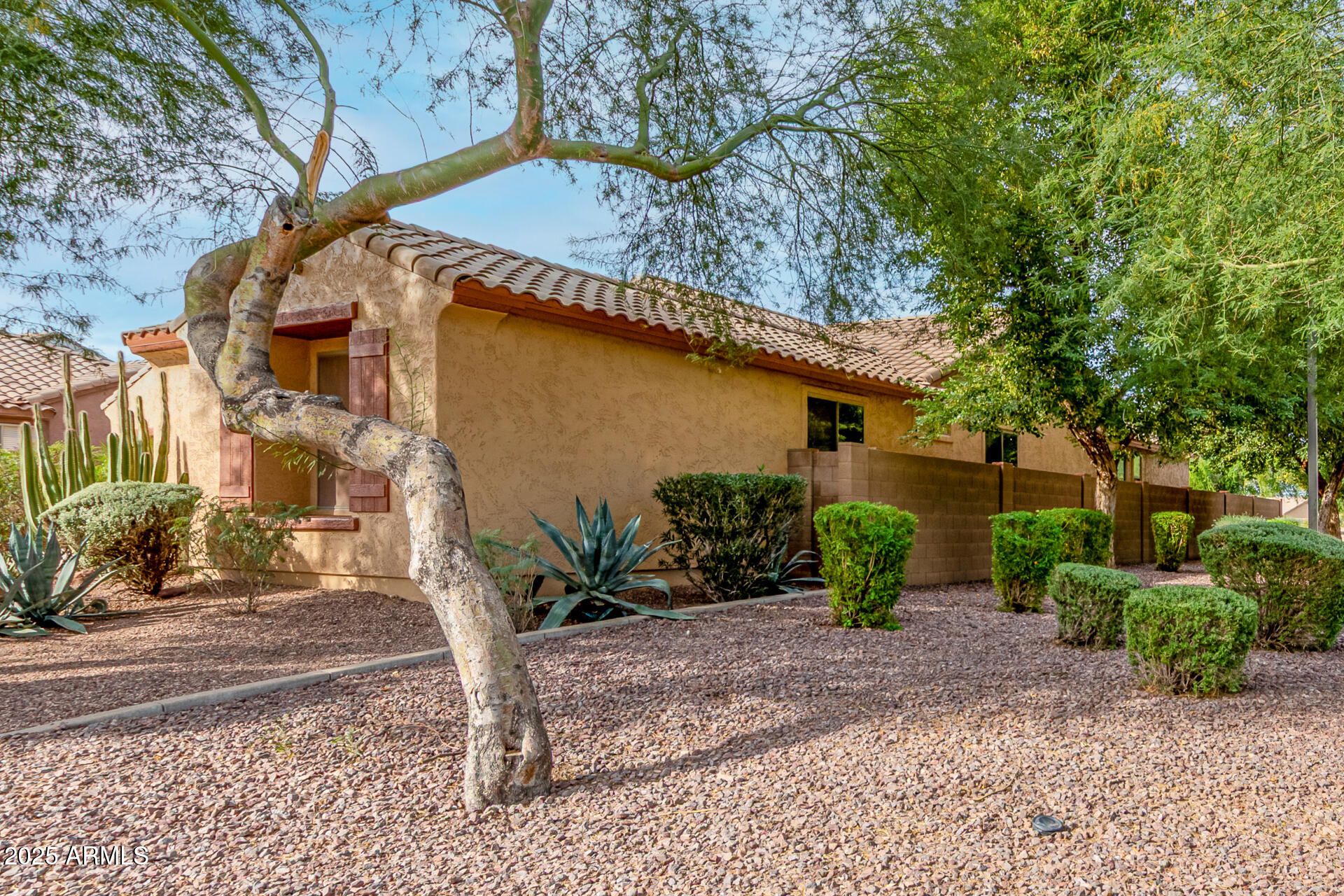 15132 W Ventura Street